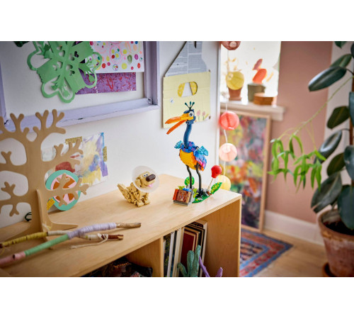 lego disney 43290 constructor "kevin și dug" (628 el.)