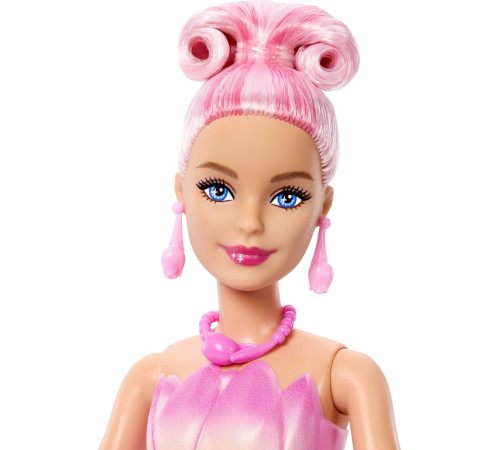 barbie jmf57 păpușă barbie parfumată "petal pop" &icirc;ntr-o rochie roz cu lalea