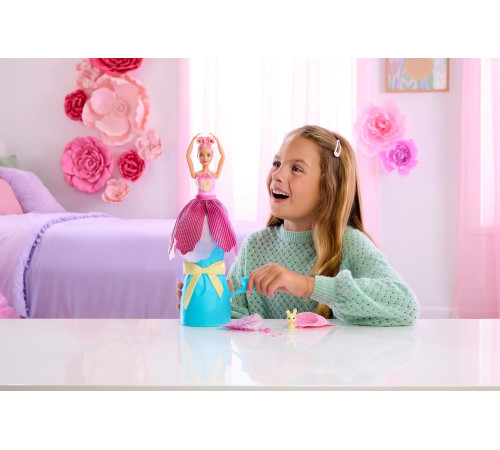 barbie jmf57 păpușă barbie parfumată "petal pop" &icirc;ntr-o rochie roz cu lalea