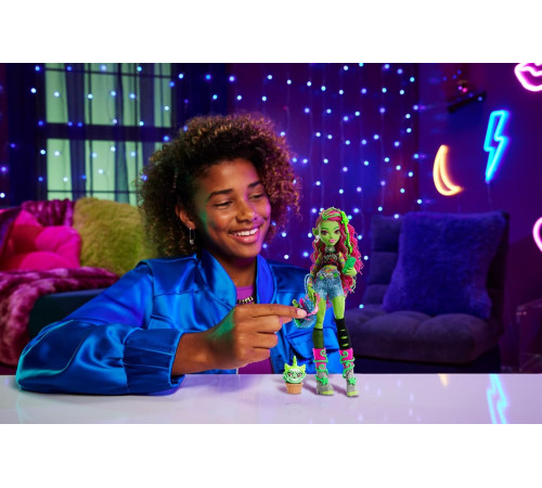 monster high hrp81 Кукла "Венера МакФлайтрап"
