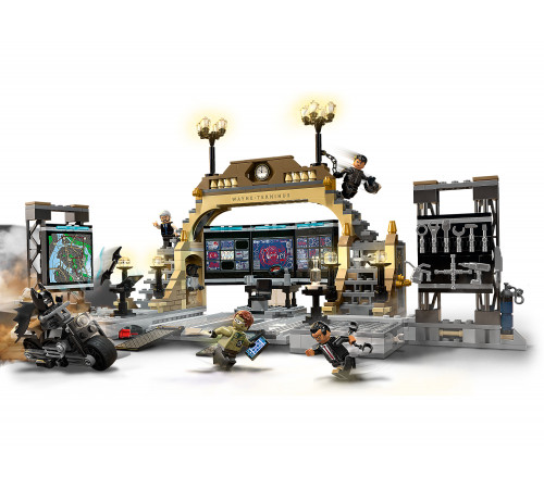 lego super heroes 76183 constructor "batcave: fight with the riddler" (581 el.)