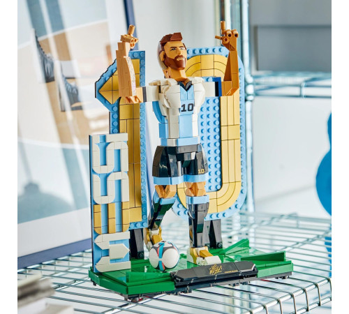 lego editions 43015 constructor "lionel messi &ndash; legendă a fotbalului" (958 el.)