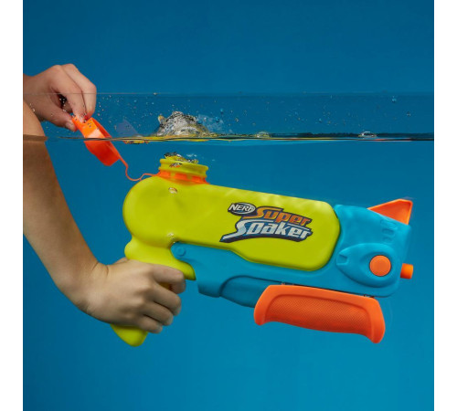 nerf f6397 Водный бластер "soaker wave spray water blaster"