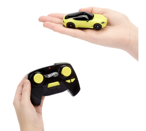 hot wheels htp16 Машина "nissan z" на дистанционном управлении