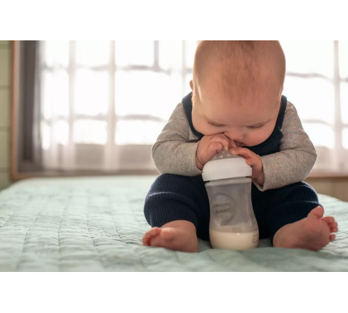 avent scy903/66 biberon "natural: girafă" 260 ml. (1 m+) 1 buc.