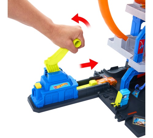 hot wheels jbm74 Игровой набор "Гараж с мега петлей"
