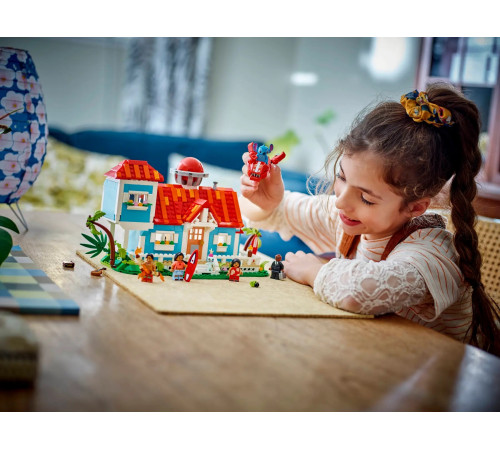 lego disney 43268 constructor "casa de plajă a lui lilo și stitch" (834 el.)