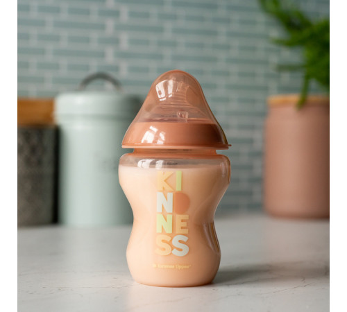 tommee tippee tt0033 biberon "closer to nature" roz (0 luni+) 260 ml.