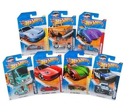 Jucării pentru Copii - Magazin Online de Jucării ieftine in Chisinau Baby-Boom in Moldova hot wheels 5785 automobile de bază în sort.