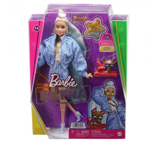 barbie hhn08 papusa "extra" intr-un costum albastru cu un animal de companie