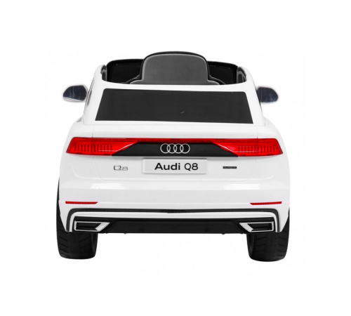 jj2066/2 Машина на аккумуляторе audi q8 (чёрный)