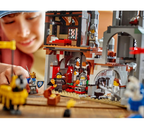 lego creator 31168 Конструктор 3-в-1 "Средневековый замок" (1371 эл.)