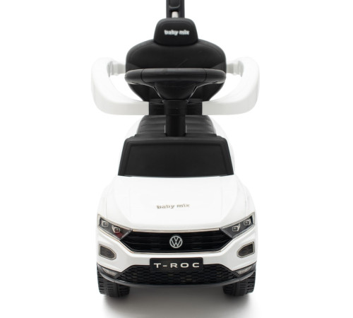 baby mix 45780 mașină cu mâner "volkswagen t-roc" alb