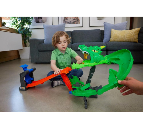 hot wheels jfr06 set de joc "monster trucks sharks vs dinos"