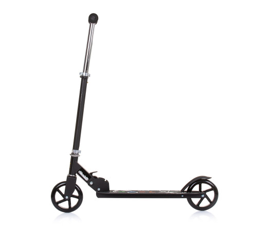 chipolino trotineta "sharky" (6+) dssha0236bk black