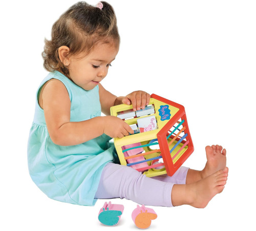 tomy e73528 Игрушка-сортер "Домик Свинки Пеппы"