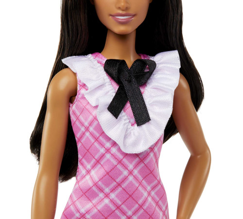 barbie hjt06 Кукла "Модница" в клетчатом платье