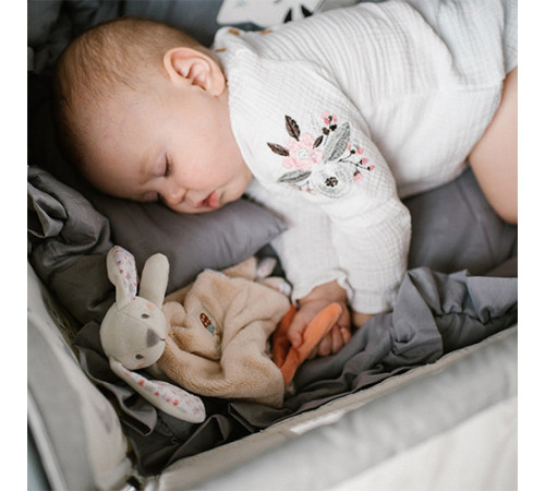 babyono-769 1539 Мягкая игрушка-платок "Зайчик"