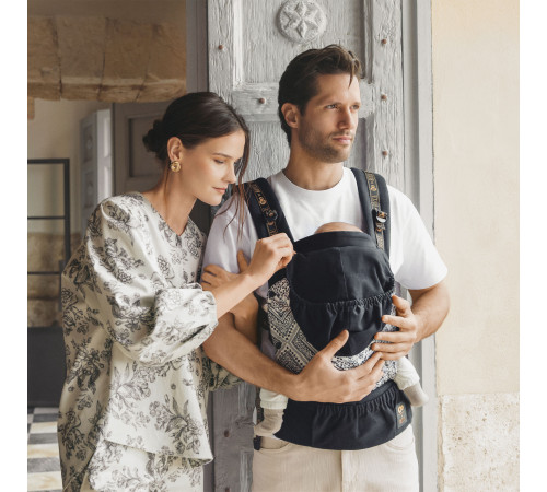 kinderkraft Рюкзак-переноска huggy bizzu чёрный\луна