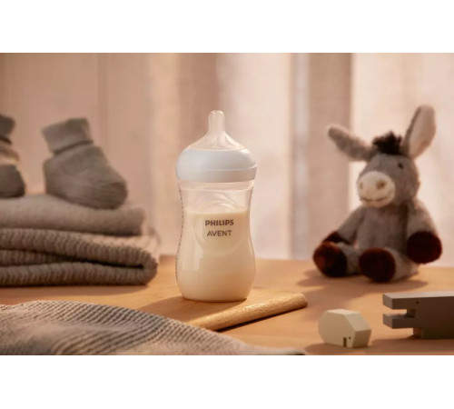 avent scy903/66 biberon "natural: girafă" 260 ml. (1 m+) 1 buc.