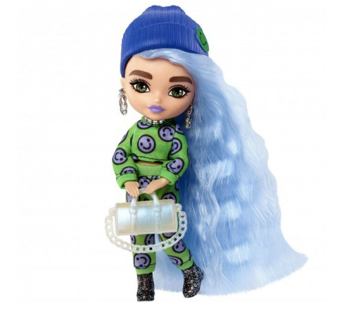 barbie hgp65 păpușă „extra minis” fashionista într-un costum verde cu imprimeu de emoticoane