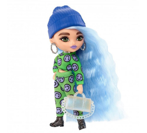 barbie hgp65 păpușă „extra minis” fashionista într-un costum verde cu imprimeu de emoticoane