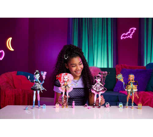 monster high jbg75 Кукла Фрэнки Штейн "Страшный и милый день рождения"