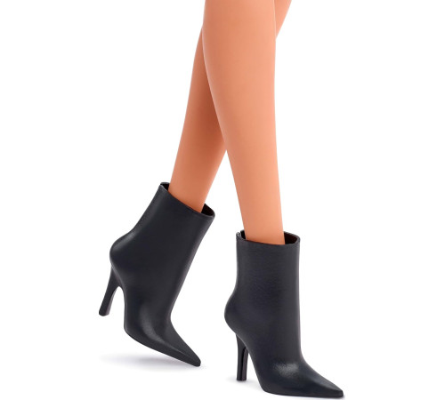 barbie jbh72 papusa "barbie basics model 01" bruneta intr-o rochie mini neagra