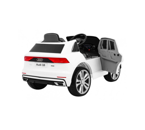 jj2066/2 Машина на аккумуляторе audi q8 (чёрный)