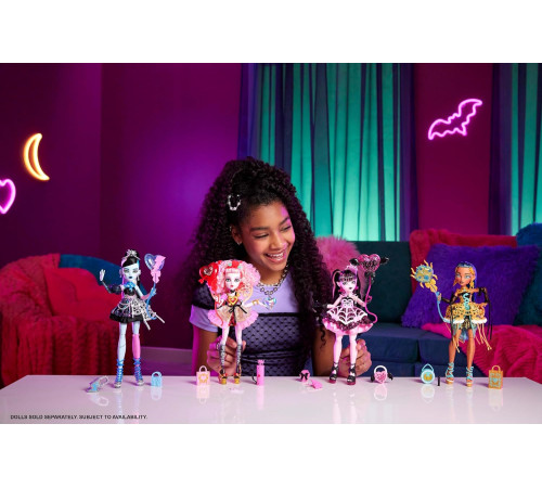 monster high jbg78 Игровой набор "Сладкий торт на день рождения" с куклой "Клодин Вульф" 