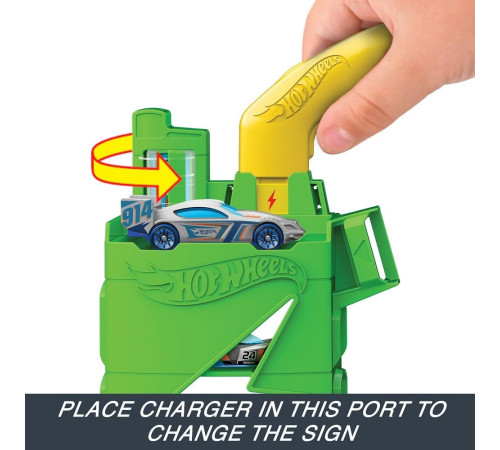 hot wheels htn79 Игровой набор "city super recharge fuel station"