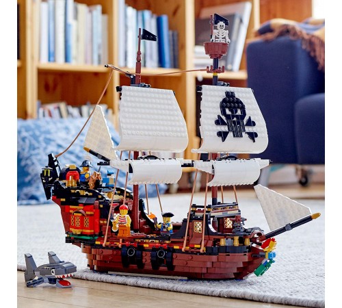 lego creator 31109 Конструктор "Пиратский корабль " (1260 дет.)