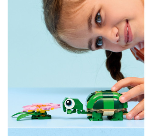 lego creator 31377 constructor 3 in 1 "broască-țestoasă cu o floare de nufăr" (124 el.)