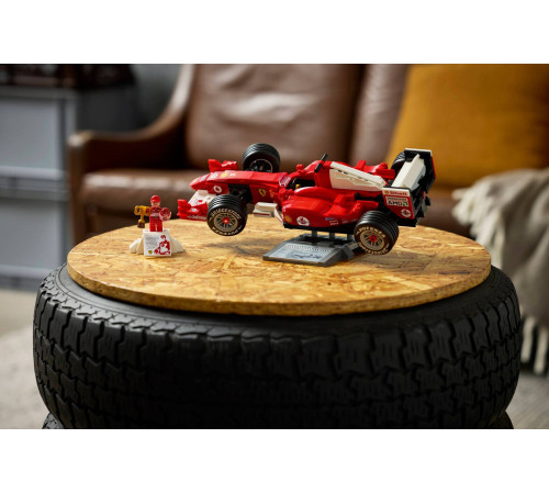 lego icons 11375 constructor "ferrari f2004 și michael schumacher" (735 el.)