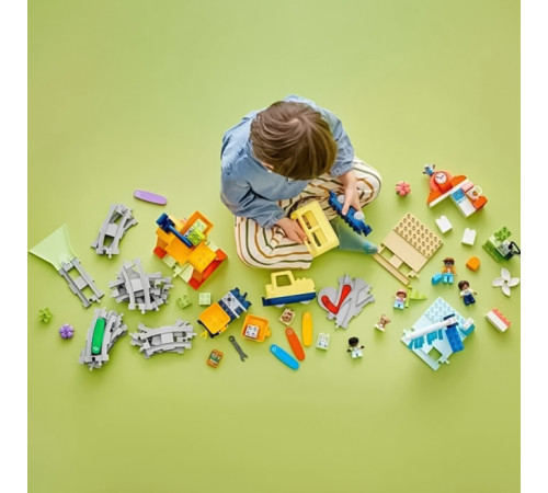 lego duplo 10428 constructor "tren public interactiv mare" (103 el.)