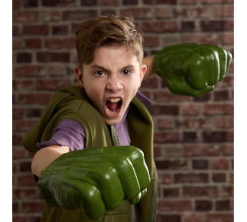 spider-man g3594 set de joacă "pumnii moi ai lui hulk"