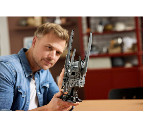 lego icons 11373 constructor "stăp&acirc;nul inelelor: casca lui sauron" (538 el.) 