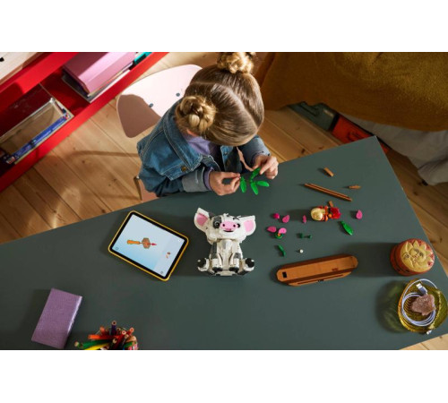 lego disney 43292 Конструктор "Подвижная фигурка поросенка Пуа"(885 дет.)