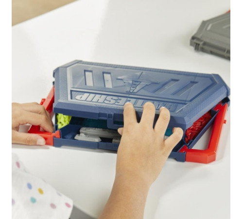 hasbro f4527 joc de masă "battleship game"