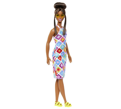 barbie hjt07 papusa "fashionista" intr-o rochie midi tricotata