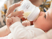 avent scd837/10 set biberon natural (125 ml), suzetă ultra air (0-6 luni)