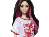 barbie hrh12 păpușă "fashionista" într-o rochie tricou