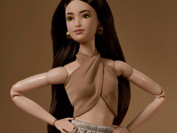 barbie jjx25 păpușă de colecție "barbie basics" model 06