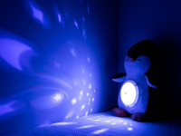 chipolino pil02503ping jucărie de pluș cu proiector și muzică "pinguin"