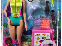 barbie hmh26 papusa "biolog marin" cu accesorii