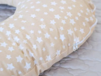 veres 301.15.04 pernă pentru gravide &icirc;n formă de u (140х75 cm.) steluțe\bej