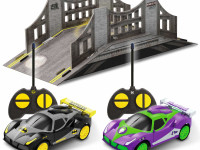 bladez dc85772 set 2 masini cu radio control "batman vs the joker"