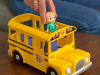 cocomelon cmw0015 jucărie muzicală "autobuzul școlar"