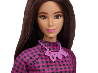 barbie hbv20 papusa "fashionista" intr-o rochie roz