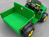 peg perego masina electrica cu doua locuri jd gator hpx
